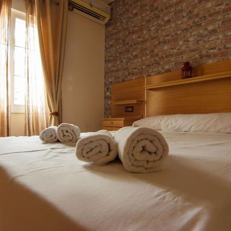 Rentalsevilla Centrico Apartamento Junto Al Guadalquivir Con Parking Coche Mediano Exterior foto